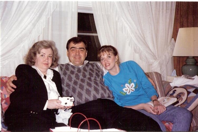 Alicia, Jim & Steff Dec-90